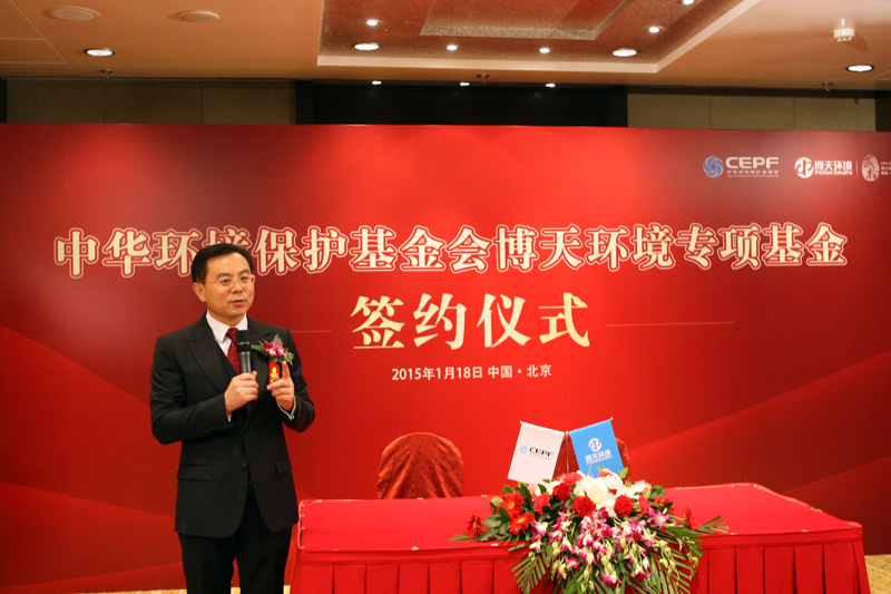 8S5Y1395.JPG
